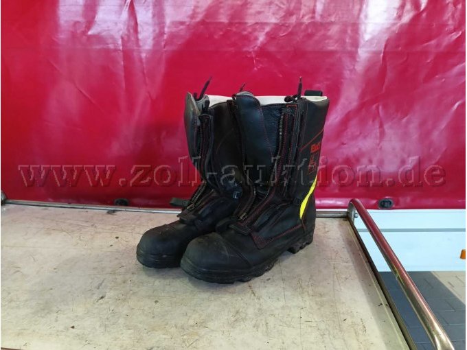 Seitenansicht der Stiefel