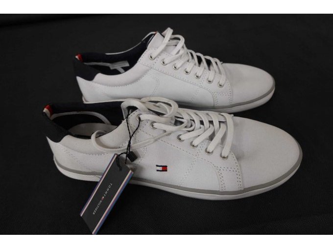Herrenschuhe Tommy Hilfiger
Seitenansicht