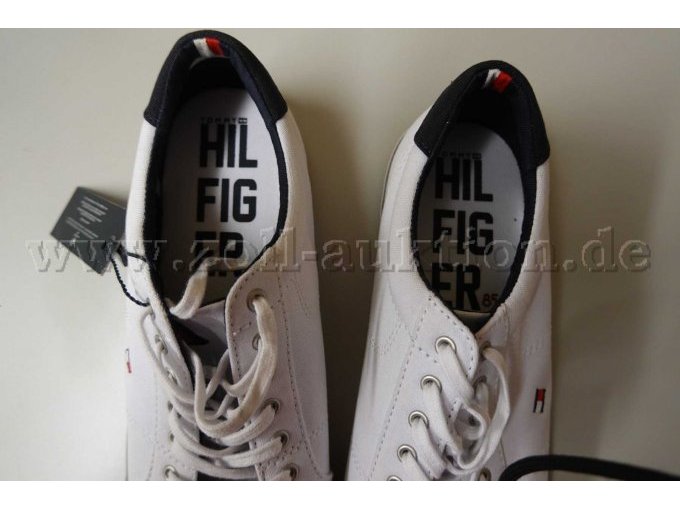 Herrenschuhe Tommy Hilfiger
Ansicht von oben