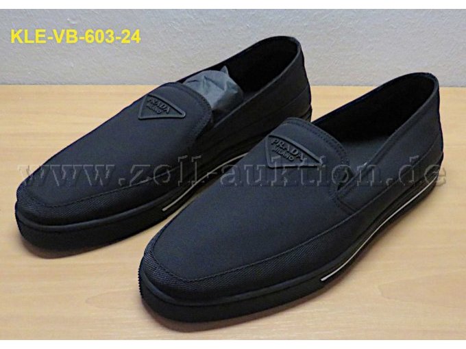 Slip-on-Sneaker der Marke Prada