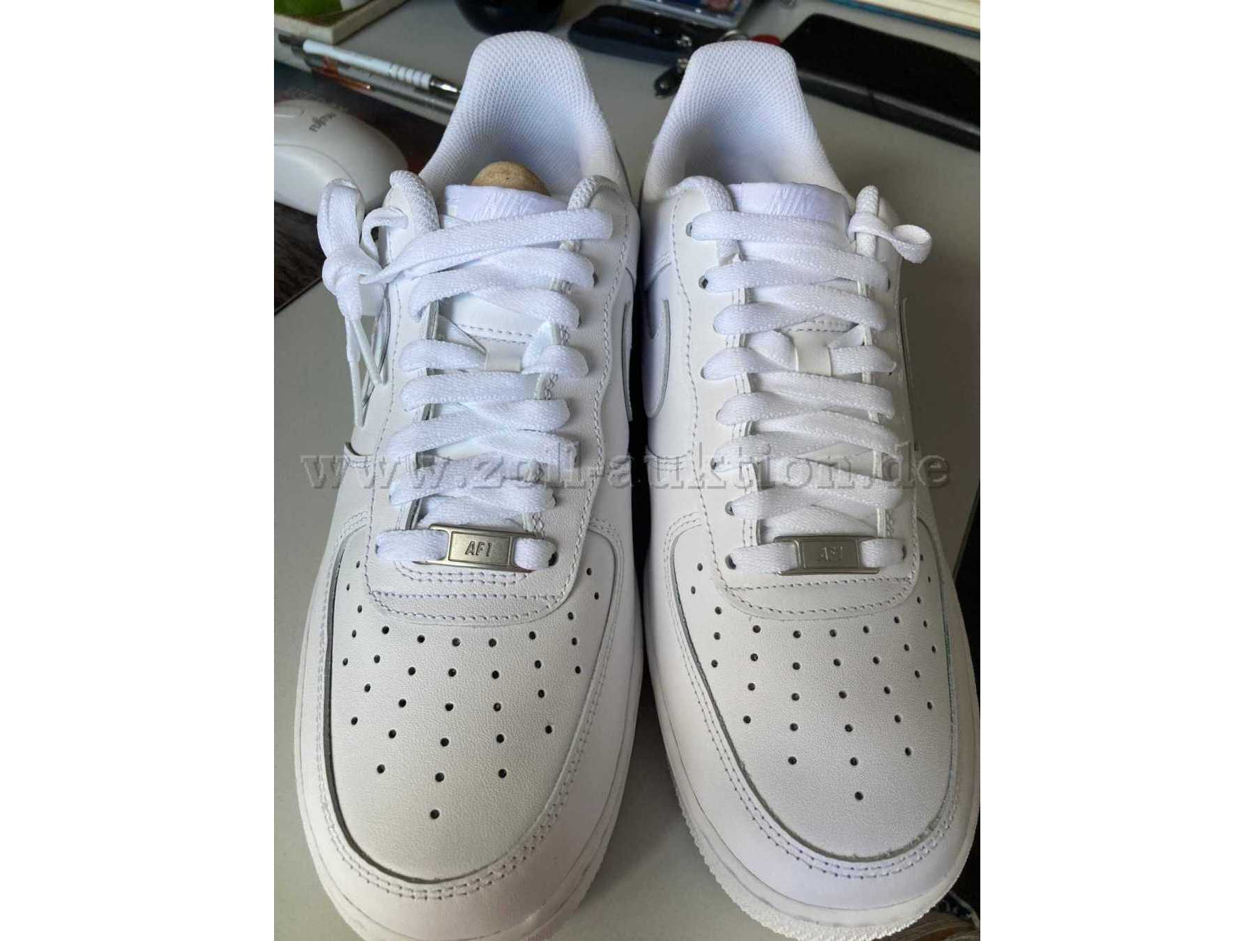 Nike Air Force 1 '07 Gr. 44 EUR