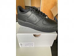 Nike Air Force 1, Größe 38 Seitenansicht und Karton
