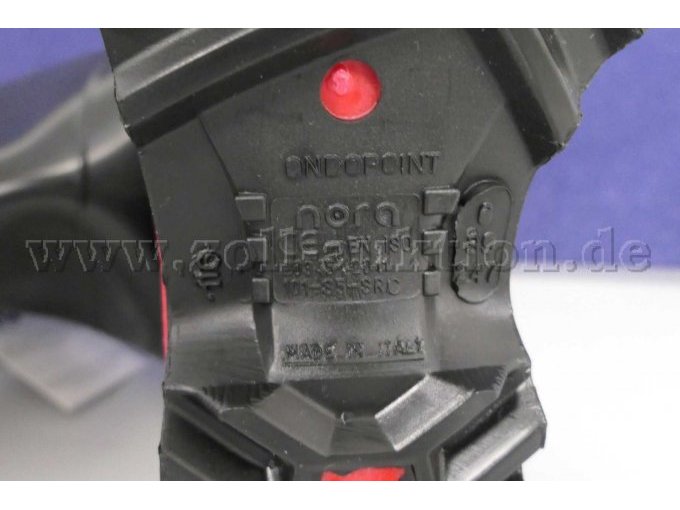 Detailaufnahme der Sohle mit Angaben vom Hersteller