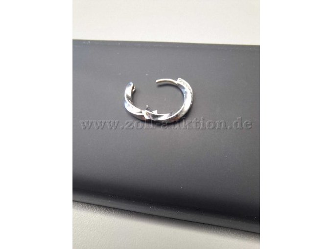 Ohrring von oben
