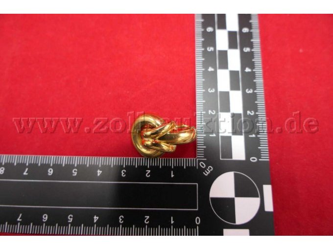 Ohrschmuck mit Maßstab