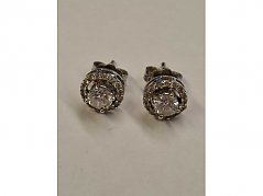 Frontansicht der beiden Ohrstecker