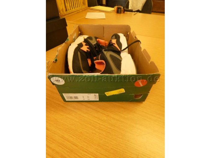 1 Paar Puma Trinomic Sneaker, Turnschuhe, Größe 42 – foto 7 – kavel bij Zoll-Auktion, Berlin