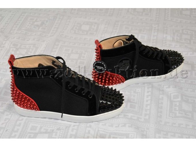 1 Paar Sneaker Gr 40,5 "Christian Louboutin" Lou Spikes Orlato Flat - neuwertig