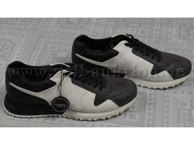 1 Paar Sneaker Gr 41,5 " Louis Vuitton" Run Away Grey White Black - neuwertig
