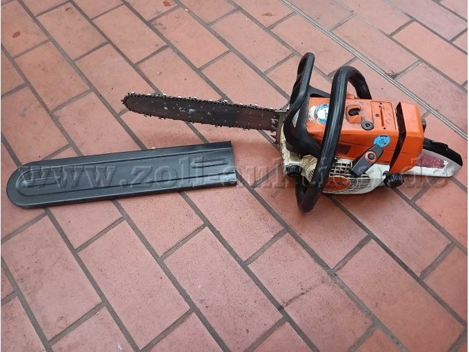 1 pakket met een grasmaaier van Sabo, twee kettingzagen en een heggenschaar van Stihl – foto 7 – kavel bij Zoll-Auktion, Bamberg
