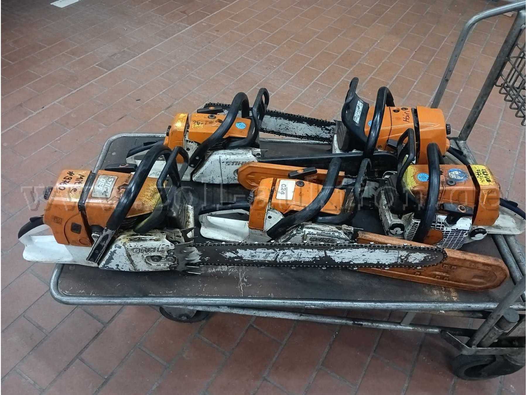 Packet mit fünf Motorsägen von Stihl