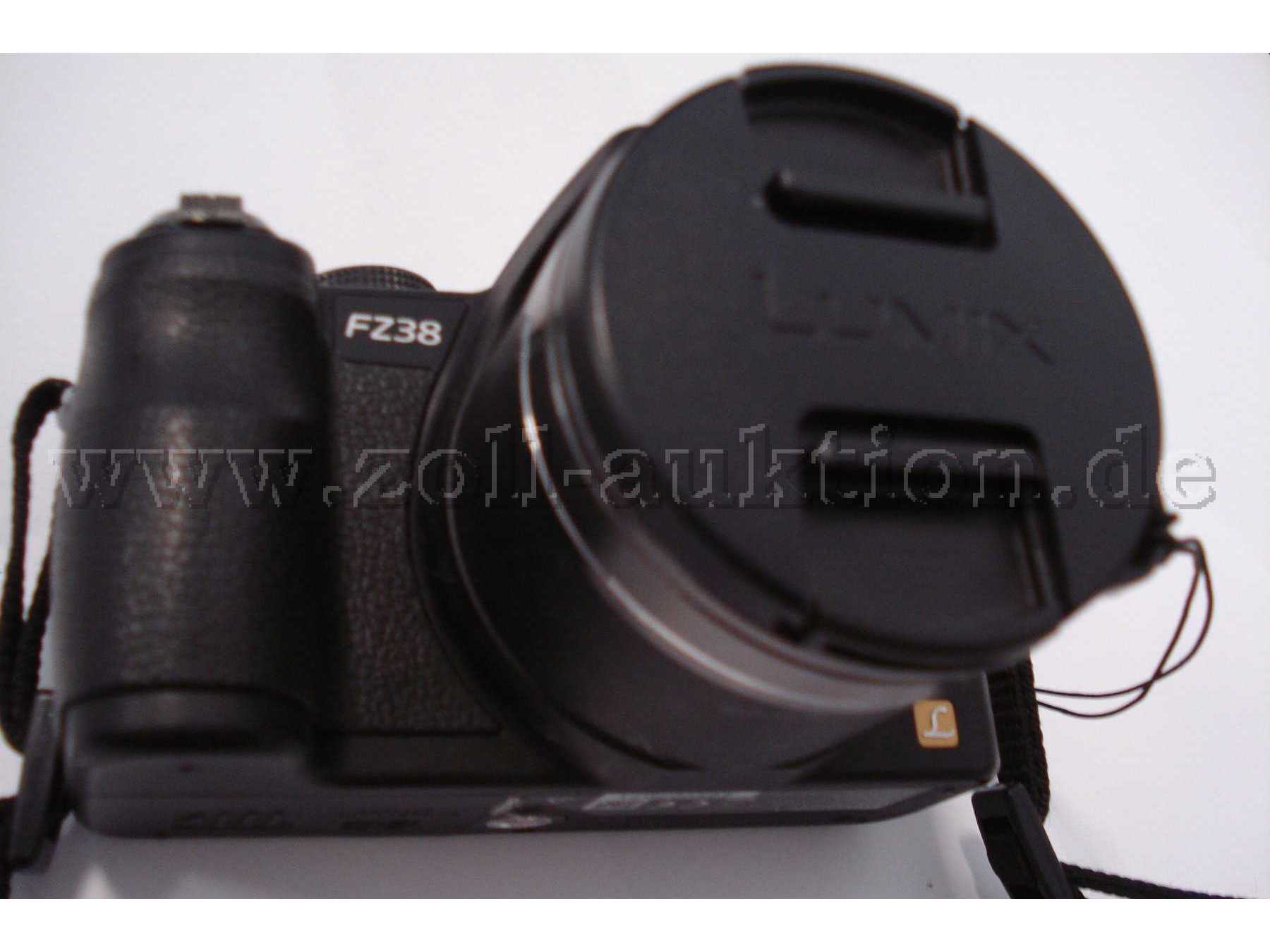 Panasonic LUMIX FZ38.