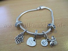 Das Armband mit allen 5 Charms