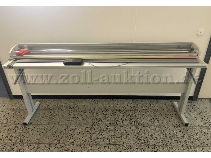 Gesamtansicht Papierschneidemaschine