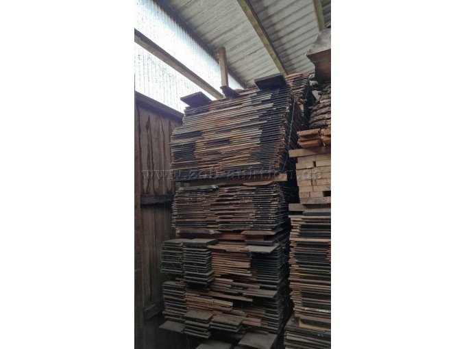 Sägefurniere (Dickten) aus Wenge Holz. Ansicht 2