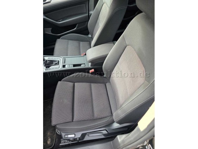 1 Passat Variant 2.0 TDI Comfortline – foto 11 – kavel bij Zoll-Auktion, Ingersleben