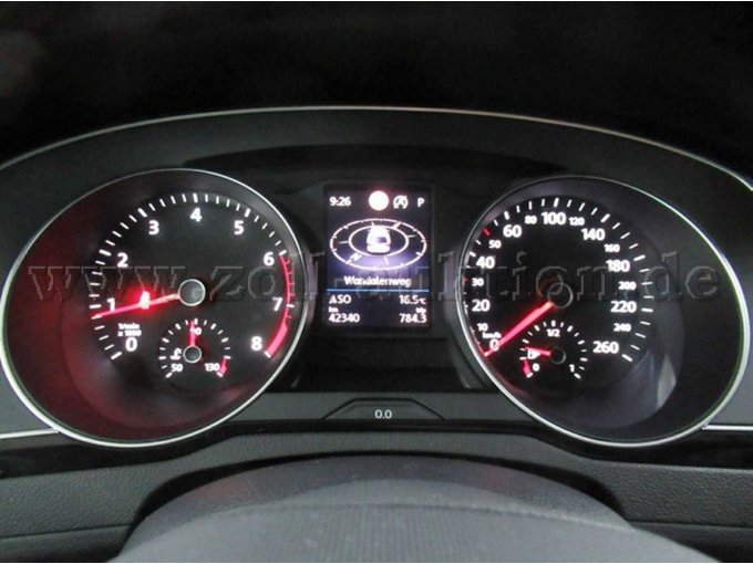 1 Passat Variant 2.0 TSI Business OPF – foto 4 – kavel bij Zoll-Auktion, Hamburg