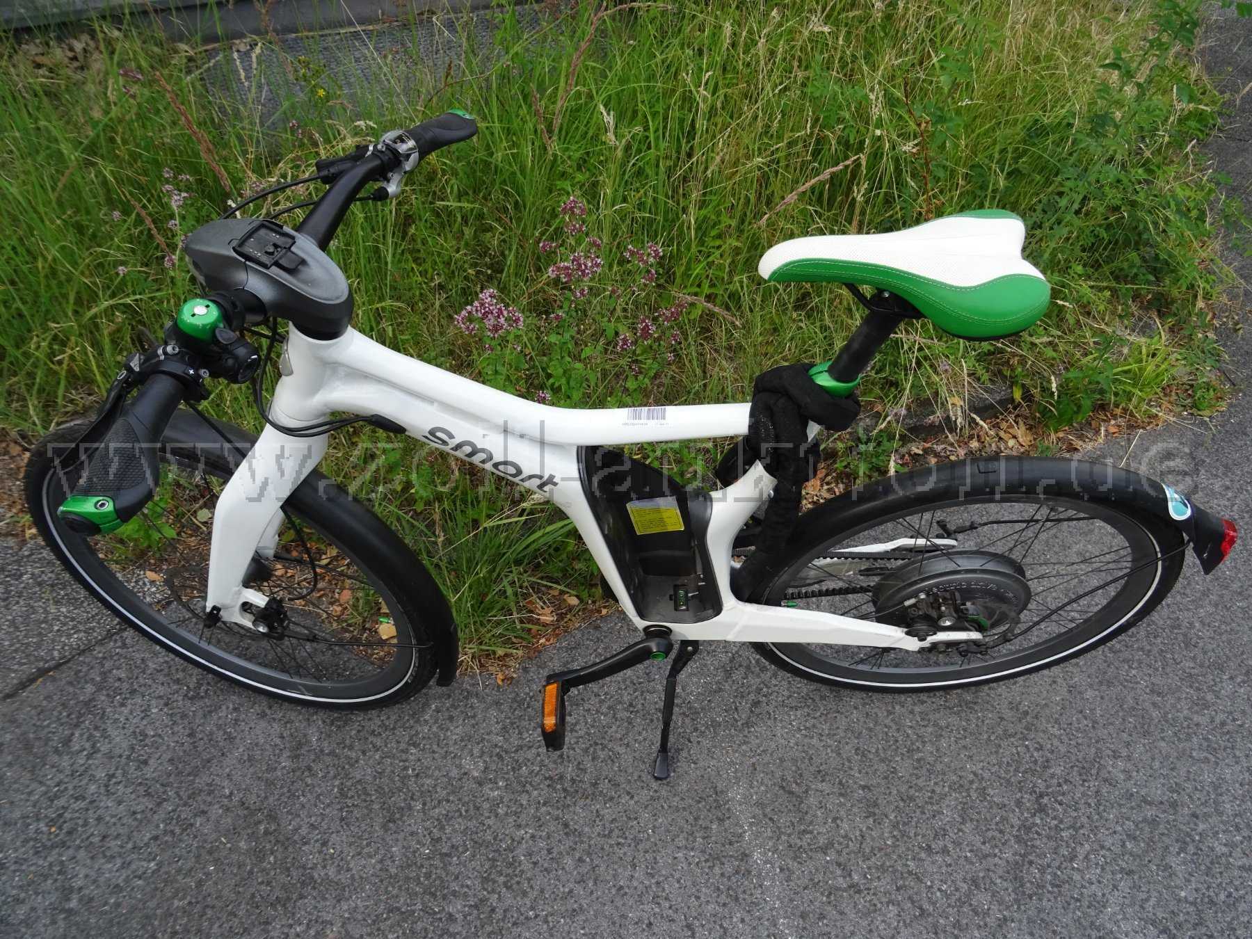 1 электровелосипед Pedelec 25 дюймов Smart E-bike белый
