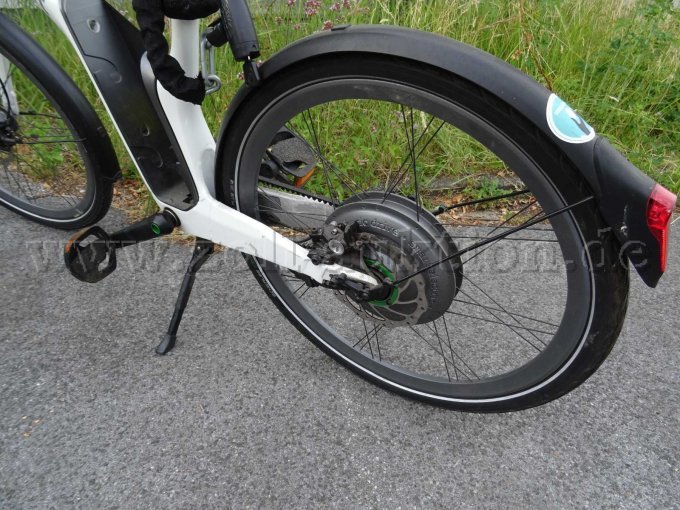 1 Pedelec 25 Zoll Smart E-bike weiß – foto 8 – kavel bij Zoll-Auktion, Wuppertal