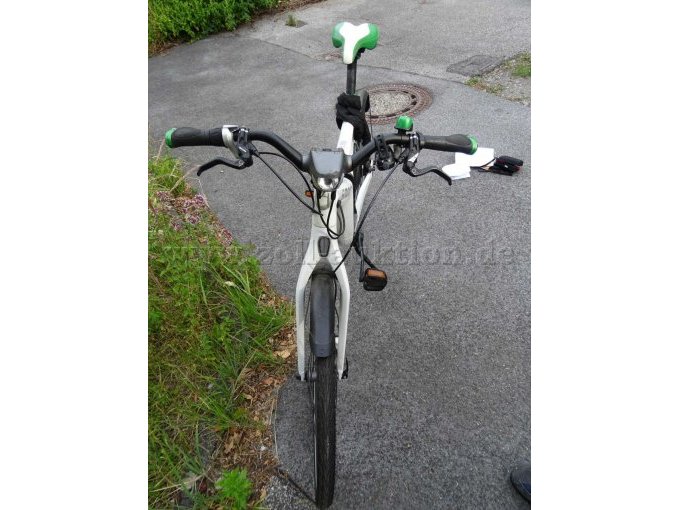 1 Pedelec 25 Zoll Smart E-bike weiß – foto 3 – kavel bij Zoll-Auktion, Wuppertal