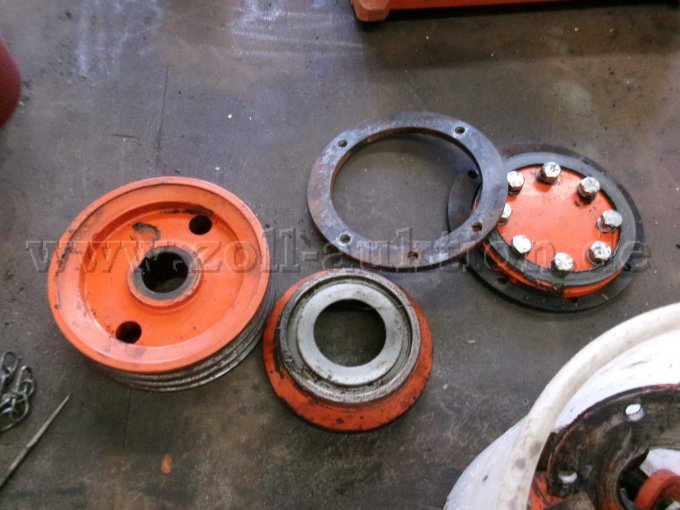 Teileübersicht (Mulchwellenbefestigung / -antrieb)