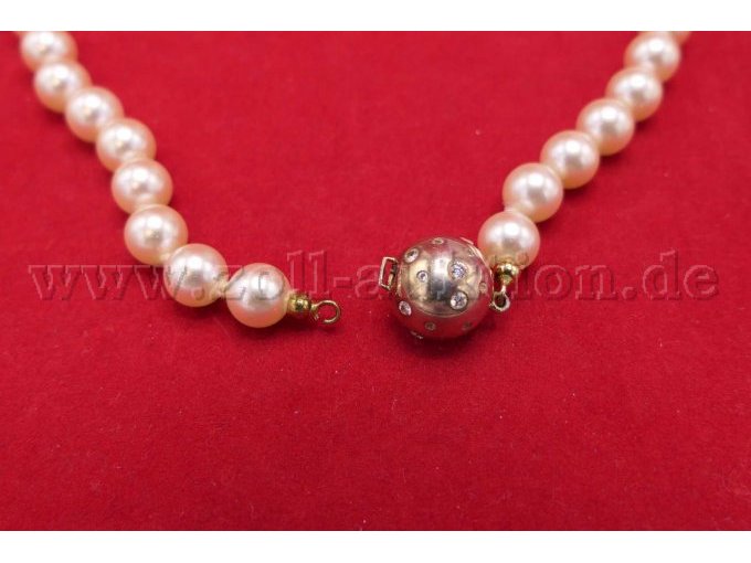 Detailaufnahme 1 Kugelschloß geöffnet