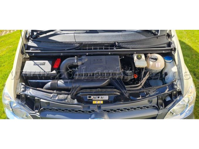 Detailbild Motorraum