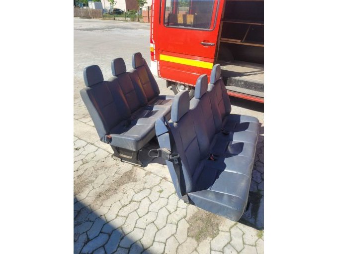 Rückbänke