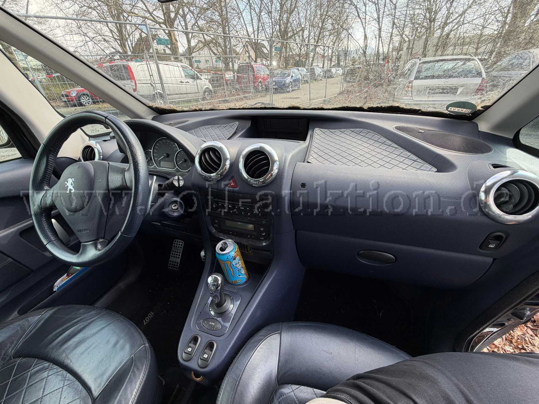 Ansicht Innenraum total