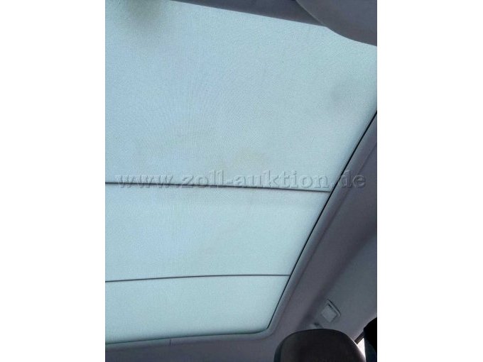 Schiebedach elektrisch.jpg