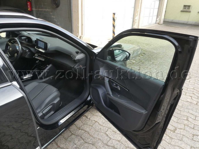 Innenansicht vorn rechts