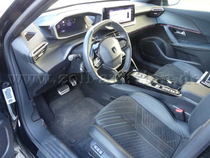 Innenansicht vorn links