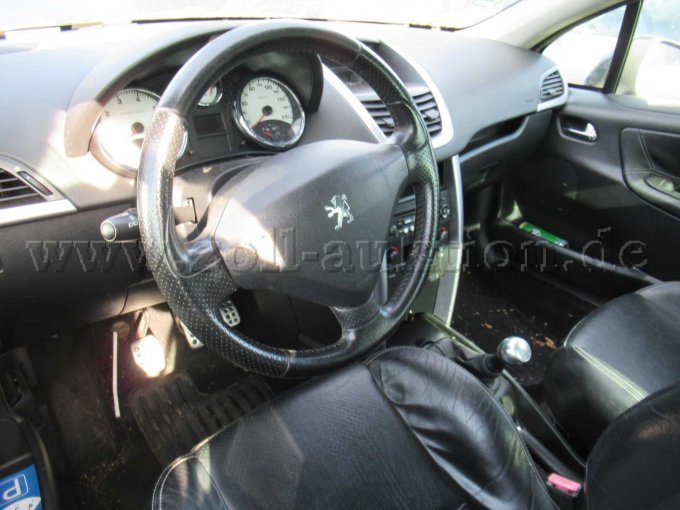 1 Peugeot 207 – foto 5 – kavel bij Zoll-Auktion, Duisburg