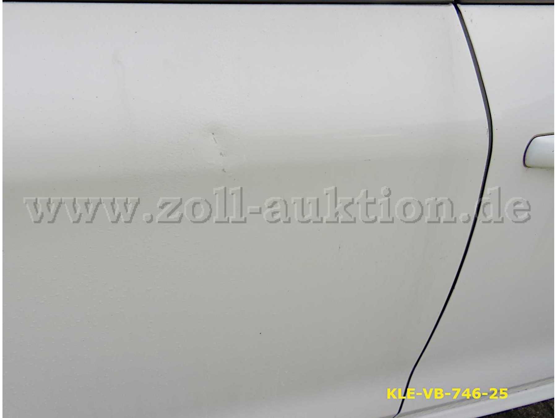 Delle und Lackschaden hintere Türe rechts