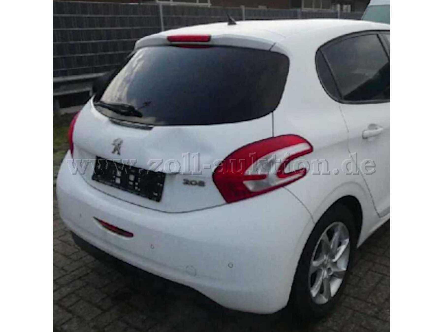 große Delle in der Heckklappe