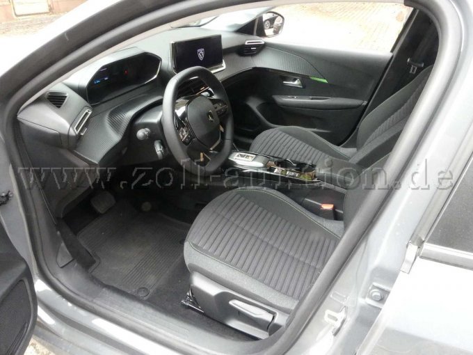 1 Peugeot 208 (e-) 136 Active - BD8-3506E – foto 7 – kavel bij Zoll-Auktion, Karlsruhe