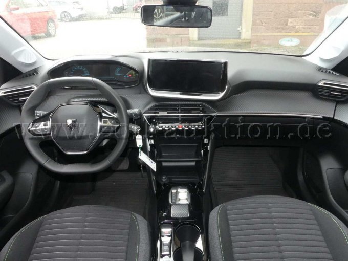 1 Peugeot 208 (e-) 136 Active - BD8-3506E – foto 5 – kavel bij Zoll-Auktion, Karlsruhe