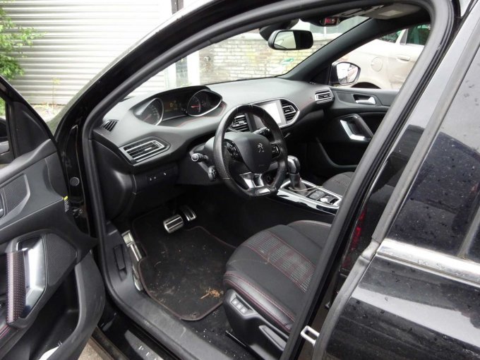 Peugeot 308 Innenraum