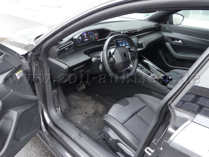 Innenansicht vorn links