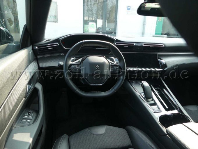 Innenansicht vorn links