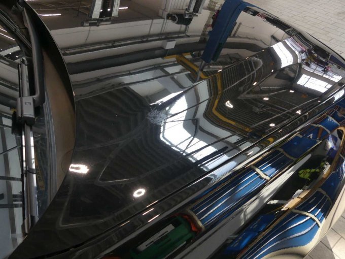 Lackschäden Motorhaube