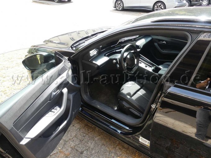 Innenansicht vorn links