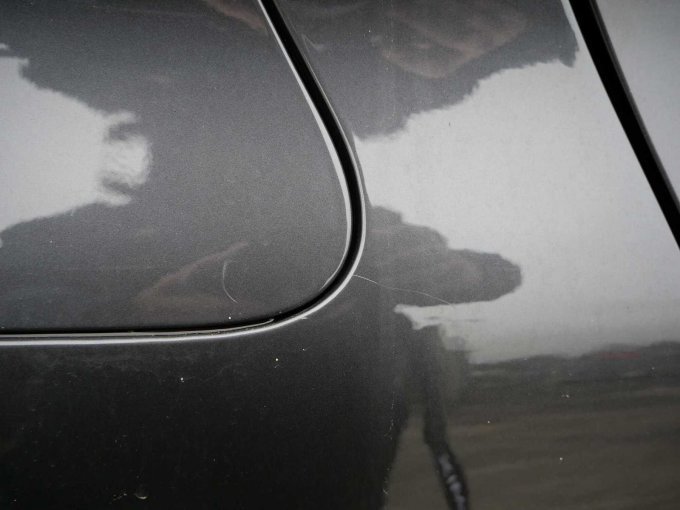 Kratzer Seitenteil, Tankdeckel