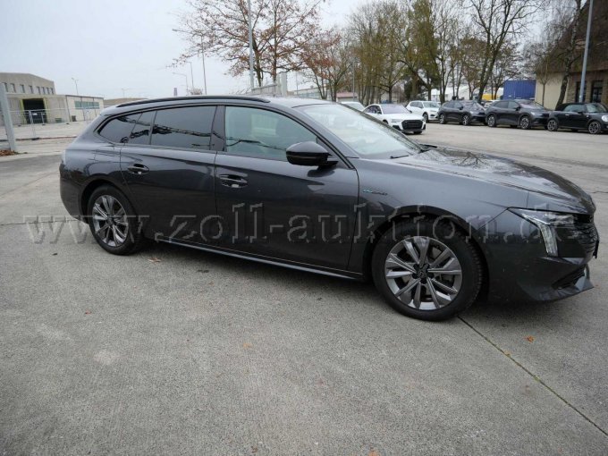 Seitenansicht rechts Seitenansicht rechts