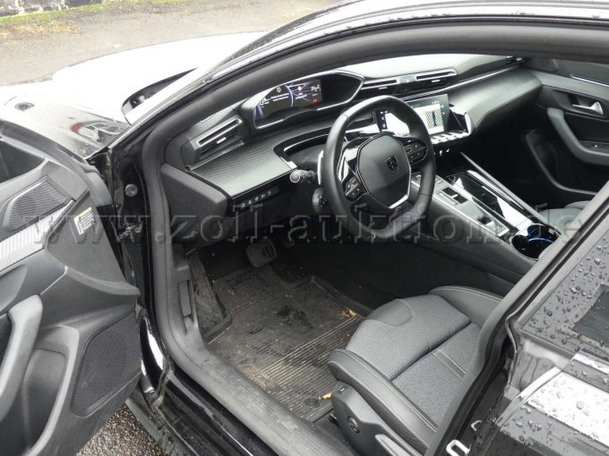 Innenansicht vorn links