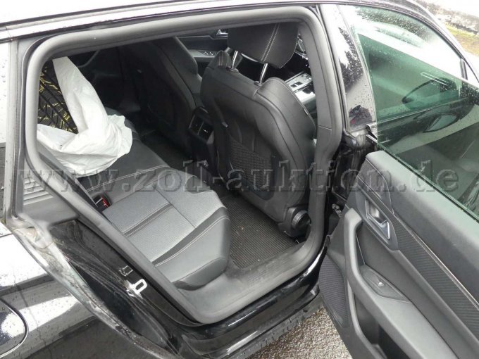 Innenansicht hinten rechts