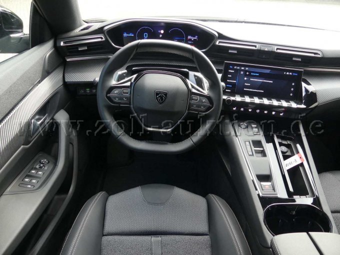 Gesamtansicht Armaturentafel