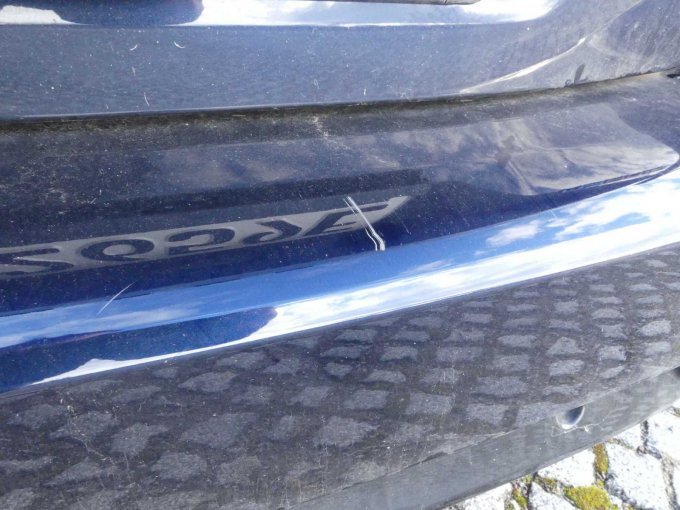 Lackkratzer Stoßfänger hinten