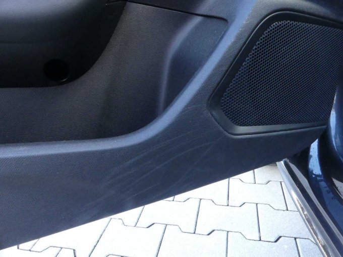 Türinnenverkleidung Fahrertür Schmutzstreifen+Kratzer