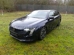 Frontansicht vorn links